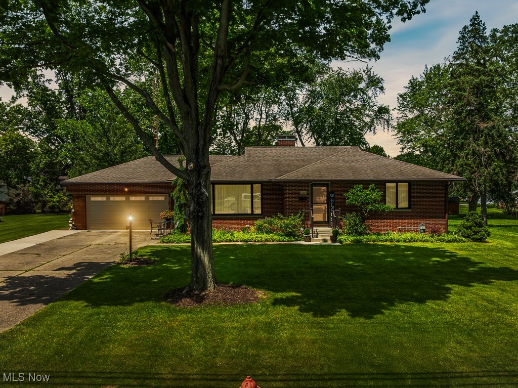 1033 Briarcliff Avenue, Alliance, Ohio image 35