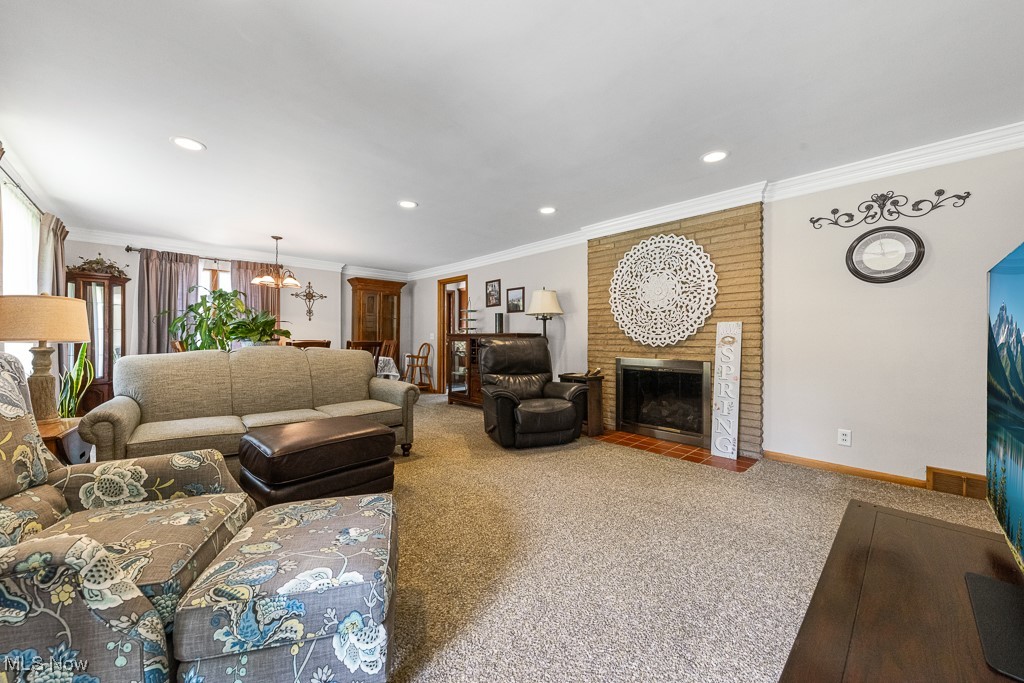 1033 Briarcliff Avenue, Alliance, Ohio image 11
