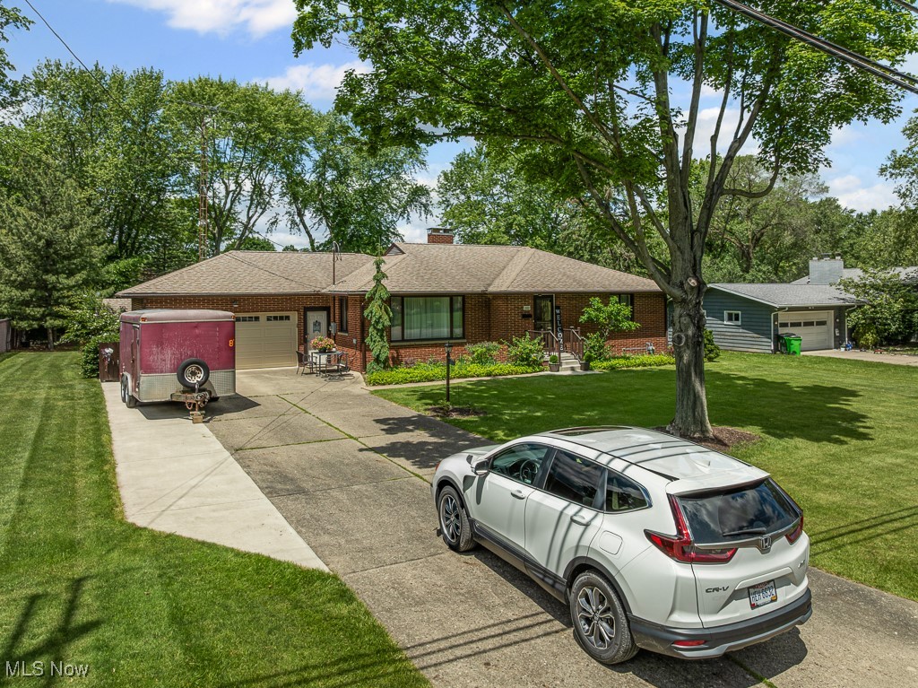 1033 Briarcliff Avenue, Alliance, Ohio image 40