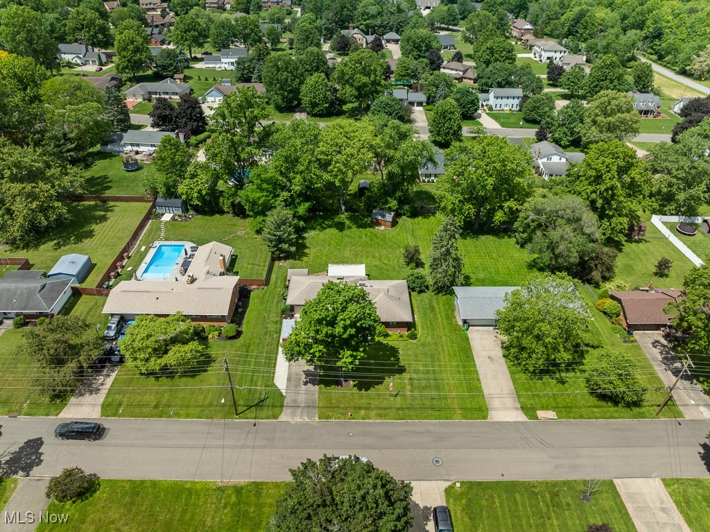 1033 Briarcliff Avenue, Alliance, Ohio image 43