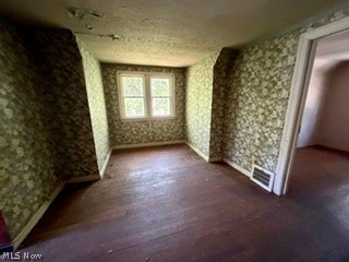 M J Mixs - Residential