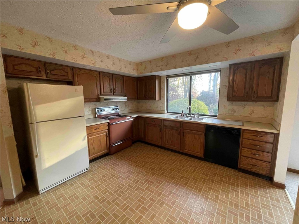 Oak Brook Village - Residential