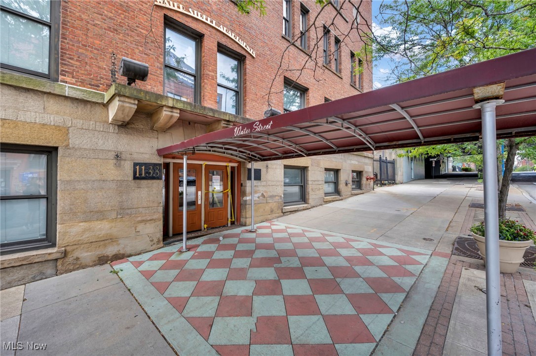 1133 W 9th Street 412
