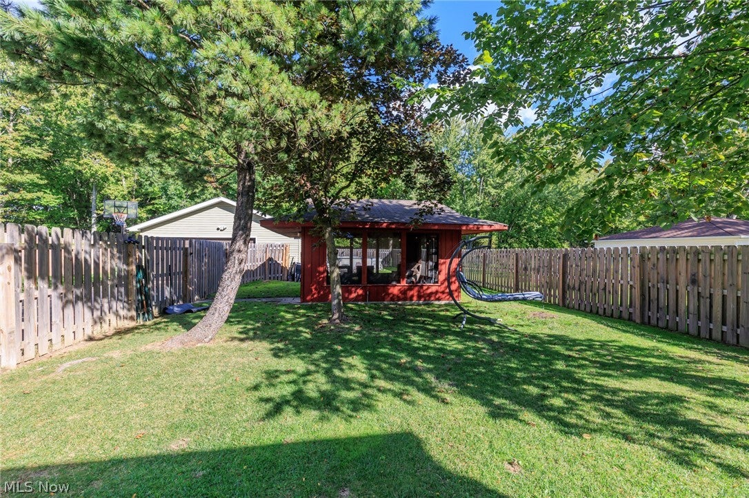 2415 E Ridgewood Drive