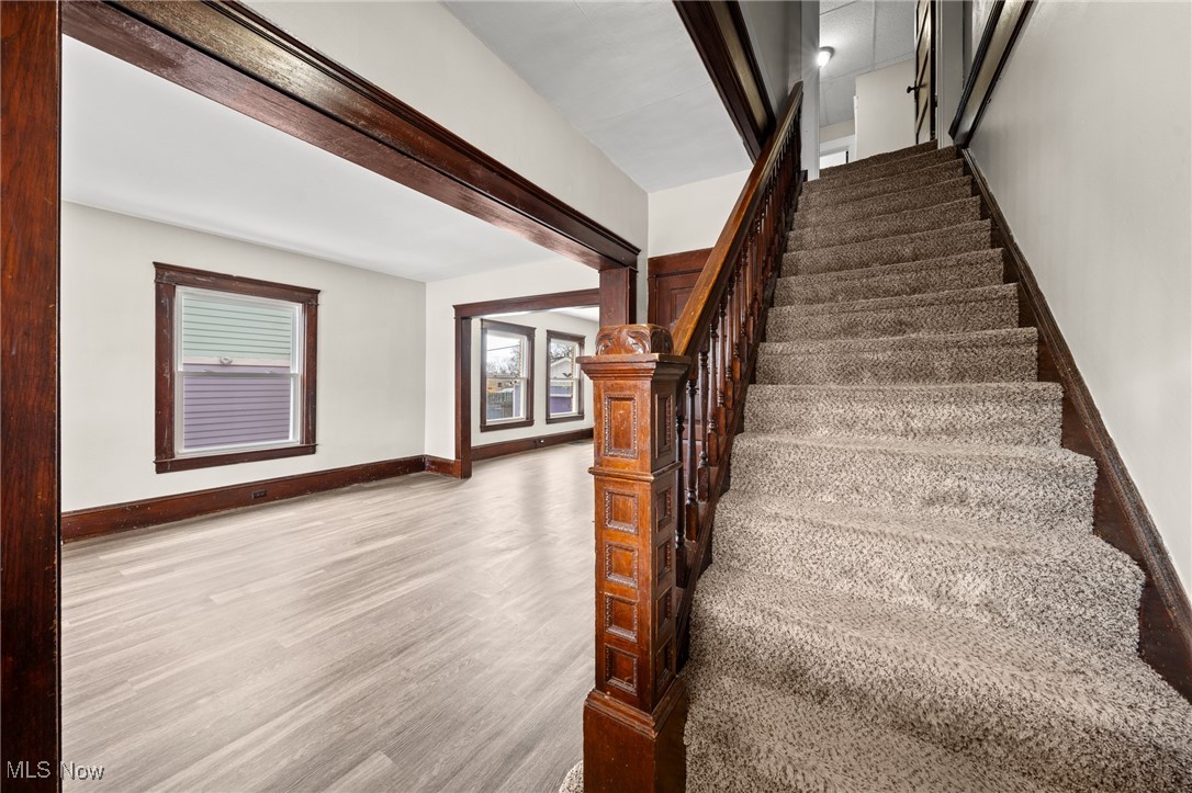 Lakewood, Ohio 44107, United States, 3 Bedrooms Bedrooms, ,2 BathroomsBathrooms,Residential,Pending,1726