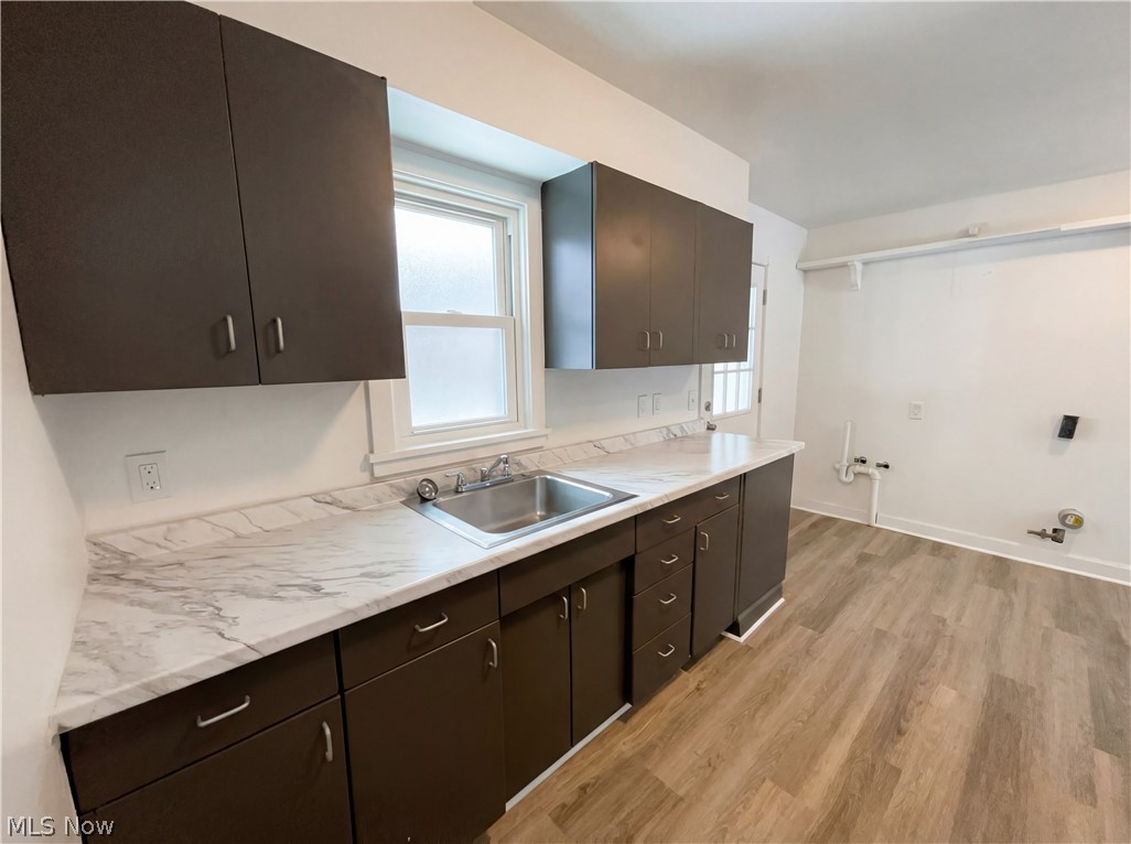 Sherwood Forest 03 - Residential