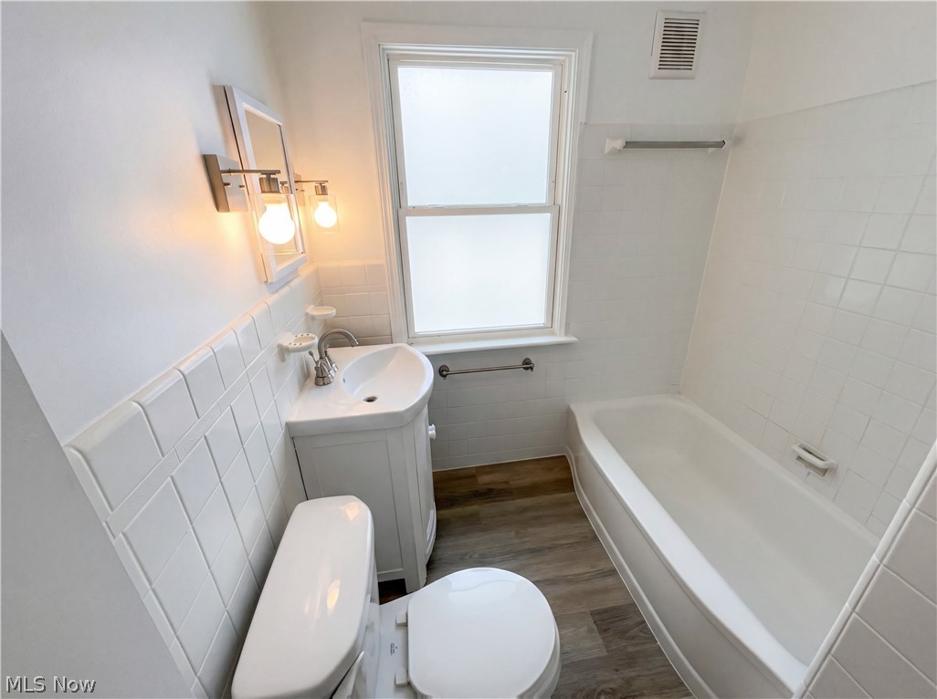 Sherwood Forest 03 - Residential