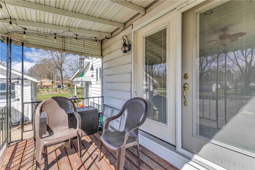 994 Lake Breeze Road, Sheffield Lake, Ohio image 3