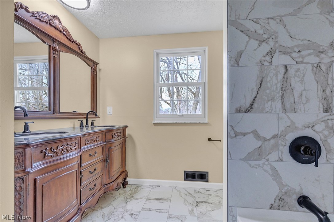 Baywood Estates 02 - Residential