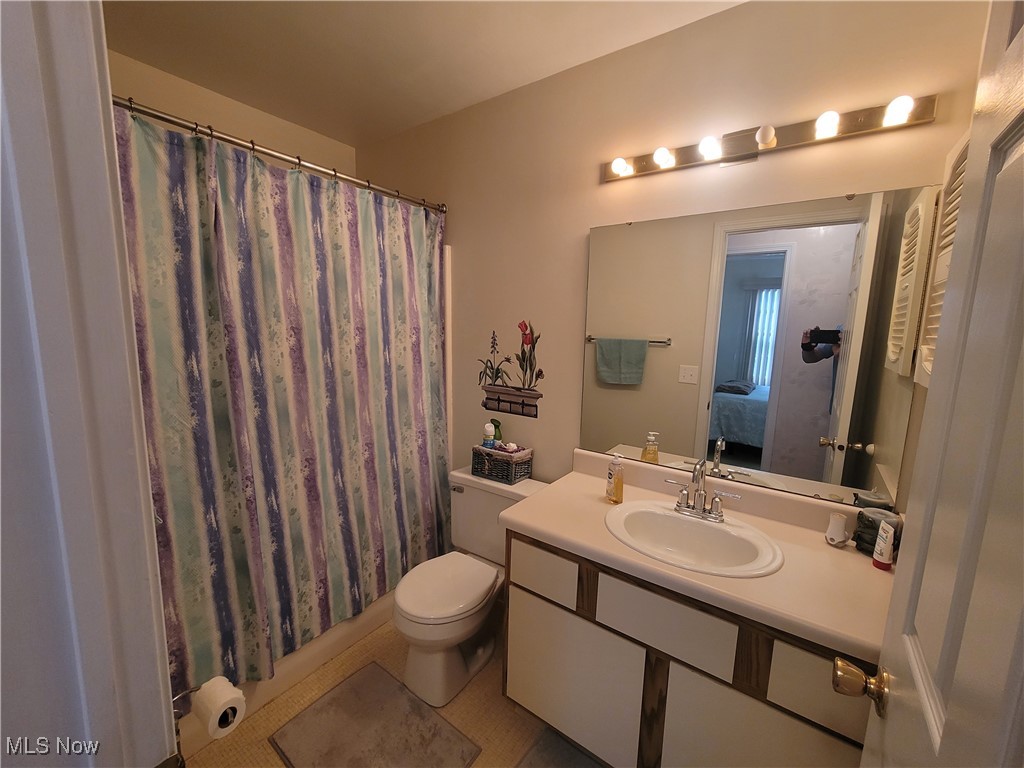 Farmington Meadows Condo - Residential