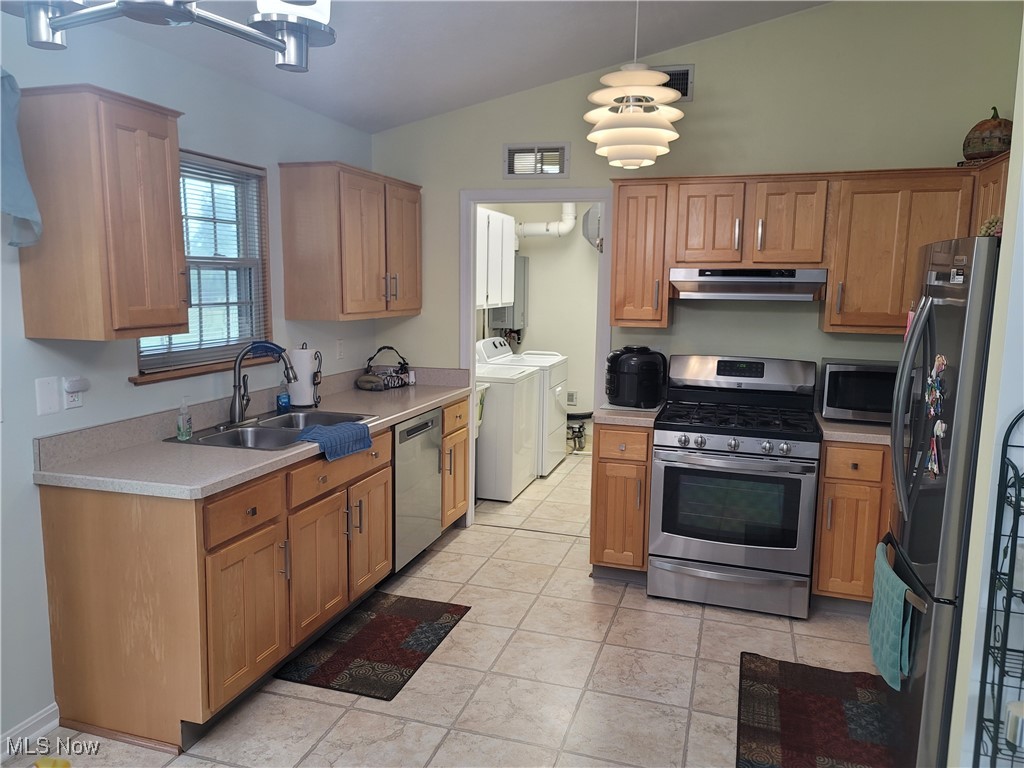 Farmington Meadows Condo - Residential