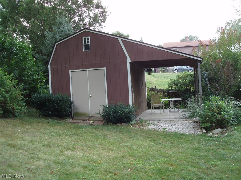 Young L A - Residential