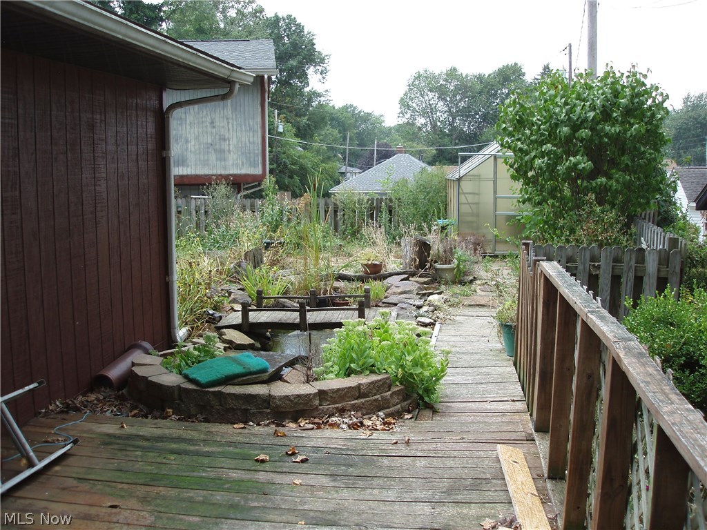 Young L A - Residential