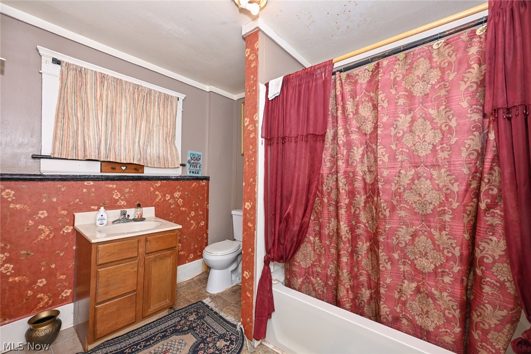 377 Westwood Place, Akron, Ohio image 12