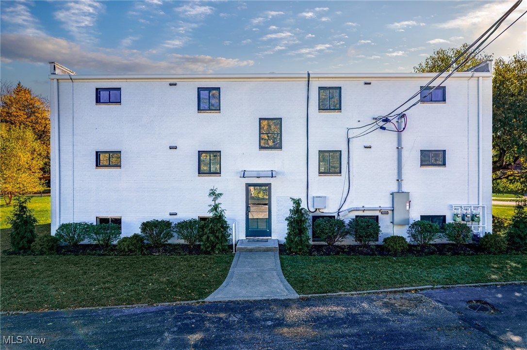 Erieview 01 - Residential Lease