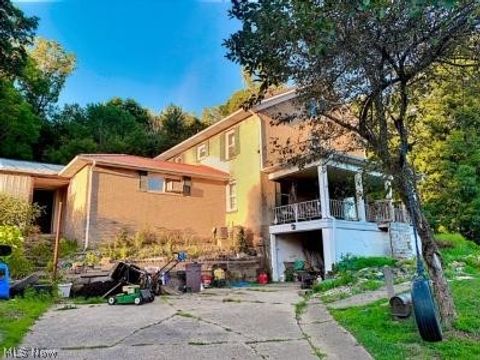 Tiny photo for 771 Cross Street, Newcomerstown, OH 43832 (MLS # 5183569)