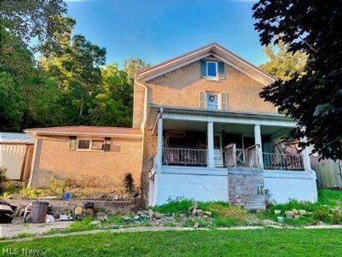 Tiny photo for 771 Cross Street, Newcomerstown, OH 43832 (MLS # 5183569)