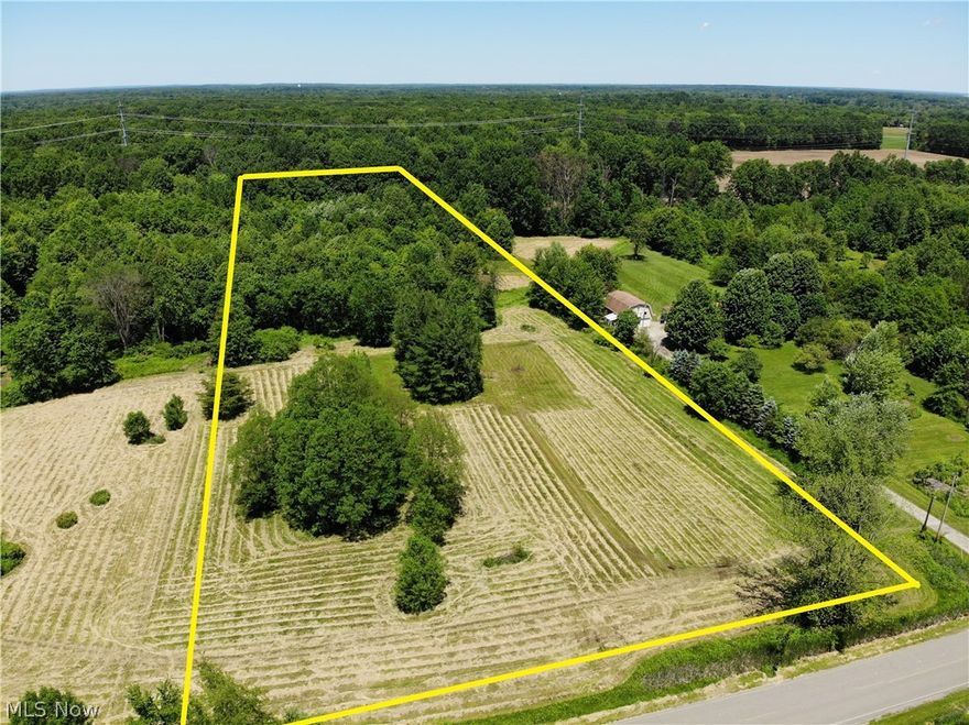 Come Build your Dream Home on this 4.3 Acre Mostly Wooded lot with 250' of Frontage!! Close access to St Rt 5 & Interstate 76. Approximately 2 acres cleared up front by the road and the rest wooded. Mineral Rights transfer to new buyer. In process of being surveyed. Call today to walk the land!!