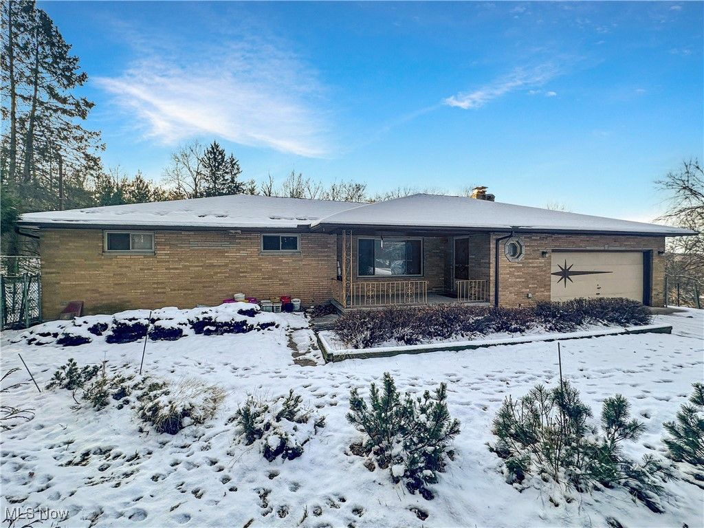 Photo of 8001 Royalton Road, North Royalton, OH 44133 (MLS # 5176164)