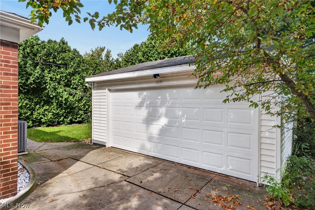 17318 Daleview Drive