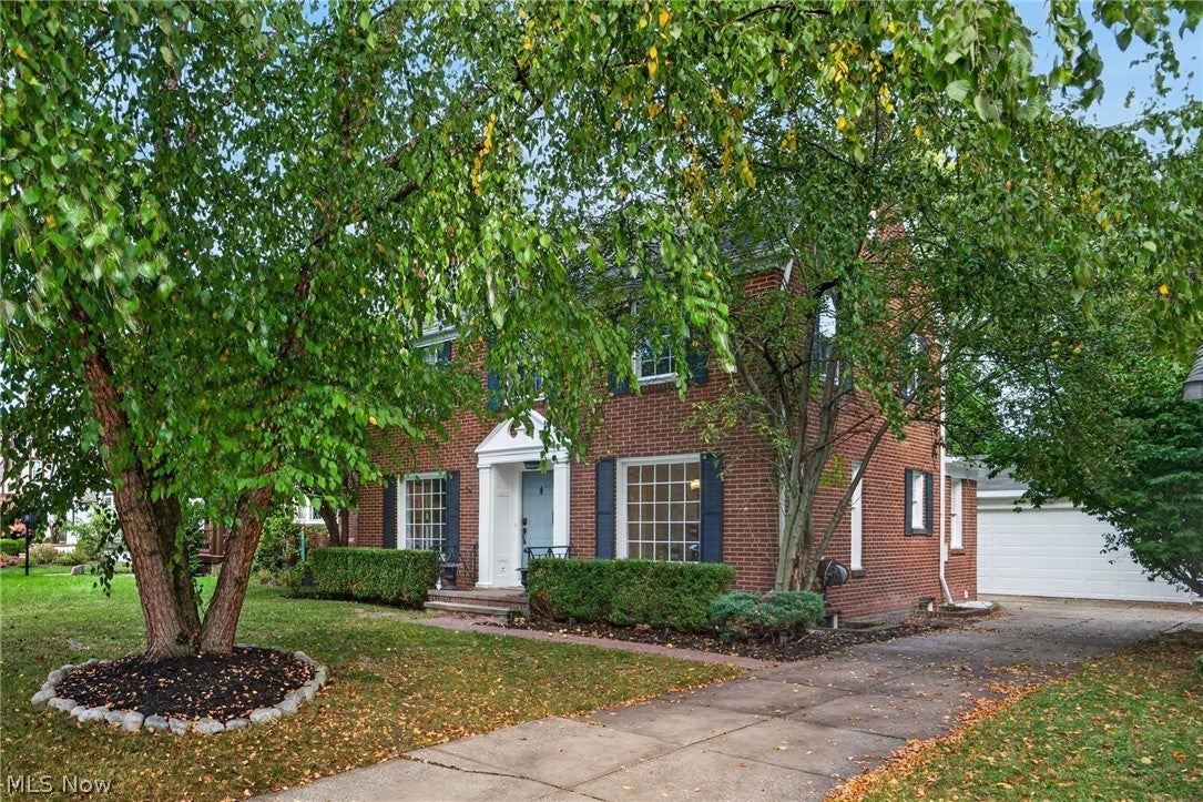 17318 Daleview Drive