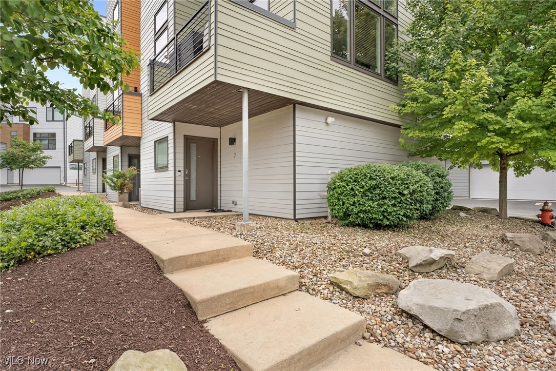 18875 Riversouth Terrace 7