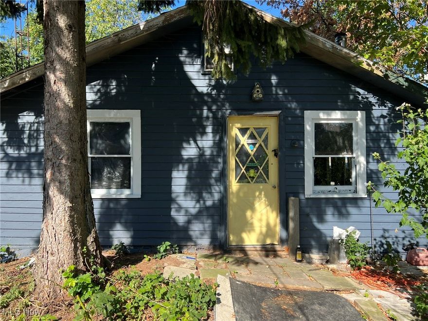 Location, location, location! Only a few houses from Lake Erie, in one of the hottest beachfront communities in Vermilion. You can feel the lake breezes and hear the sounds of the boats from here! And, it's so close to the lake, there are some decent Lake views from this property. This is a 700sqft cottage that was built in 1933, and it needs a lot of work. It's on a double lot, and it's the perfect location for your vacation home in Vermilion. Either restore this two bedroom cottage, or start fresh with a new build. You won't find a better lot location in Vermilion. It's just around the corner from the Clubhouse and The Lil Store, and another short walk to the beach at Showse Park. Hurry before this once in a lifetime opportunity is gone. Make your appointment to see it today!