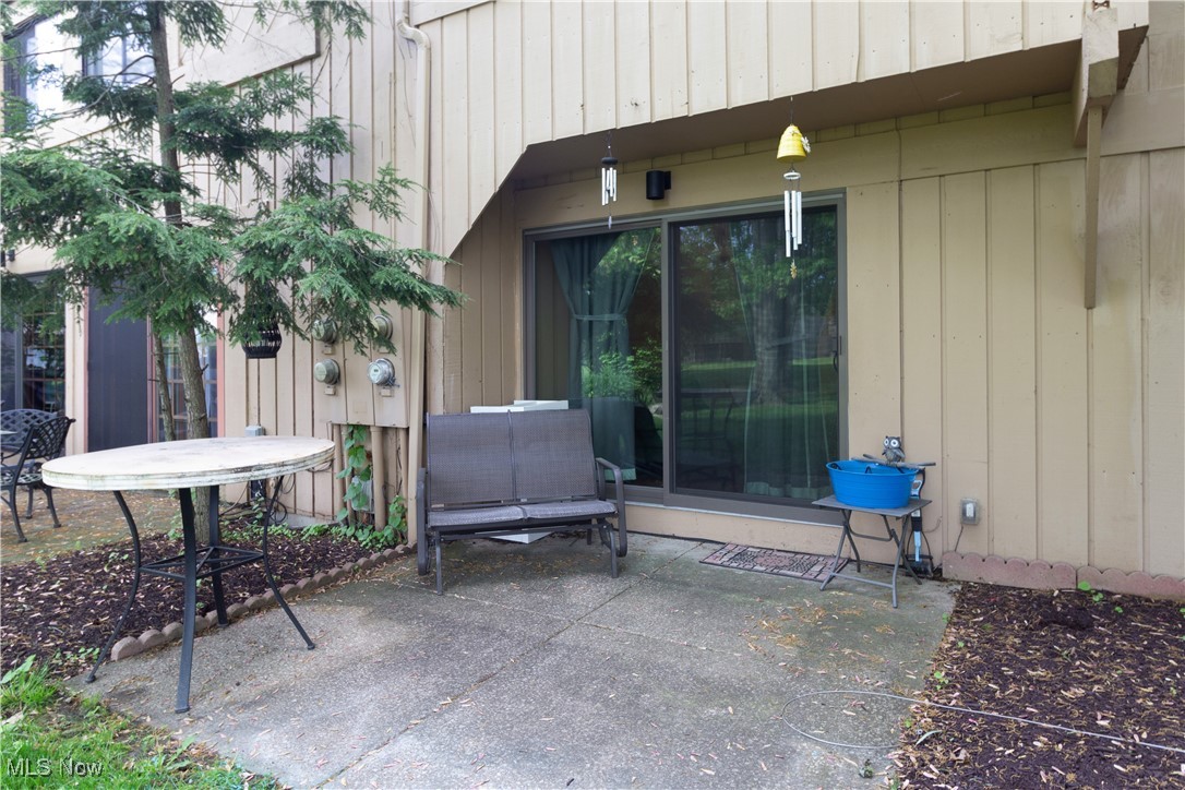 80 Landings Way, Avon Lake, Ohio image 21