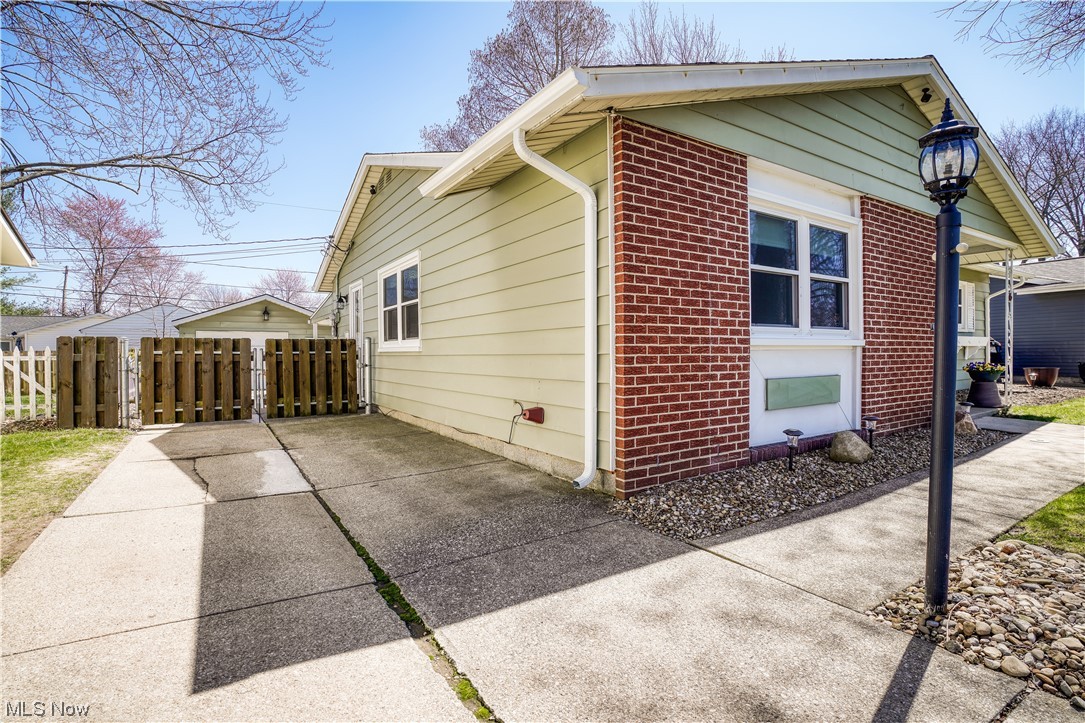 Bruscino Construction Cos Prcl - Residential