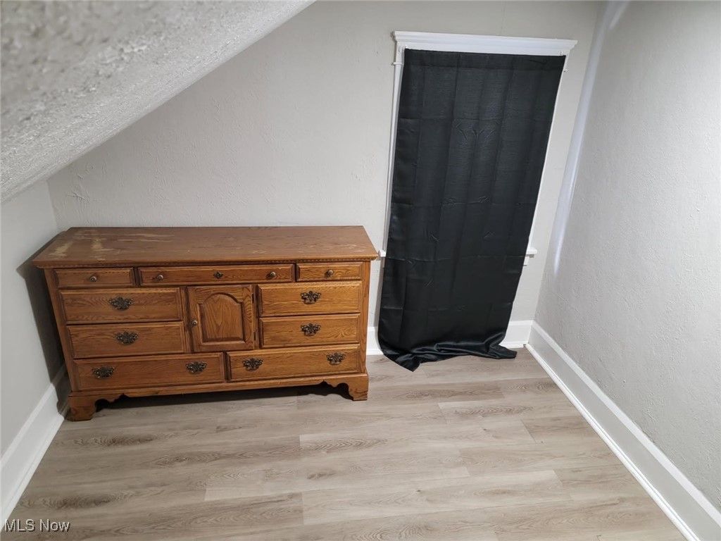 Fly Boyntons 1 Sl Add - Residential