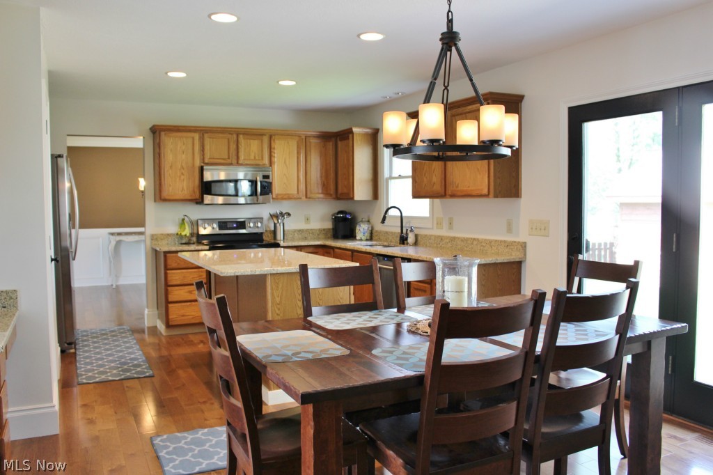 Echo Lake - Residential