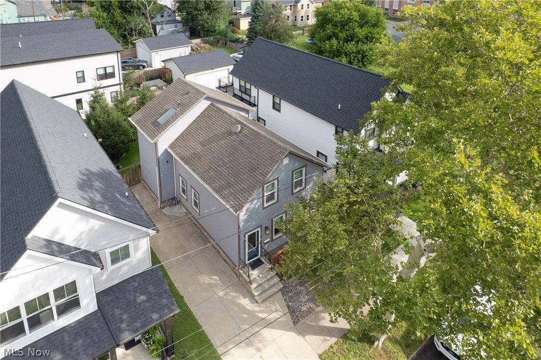 3004 Monroe Avenue