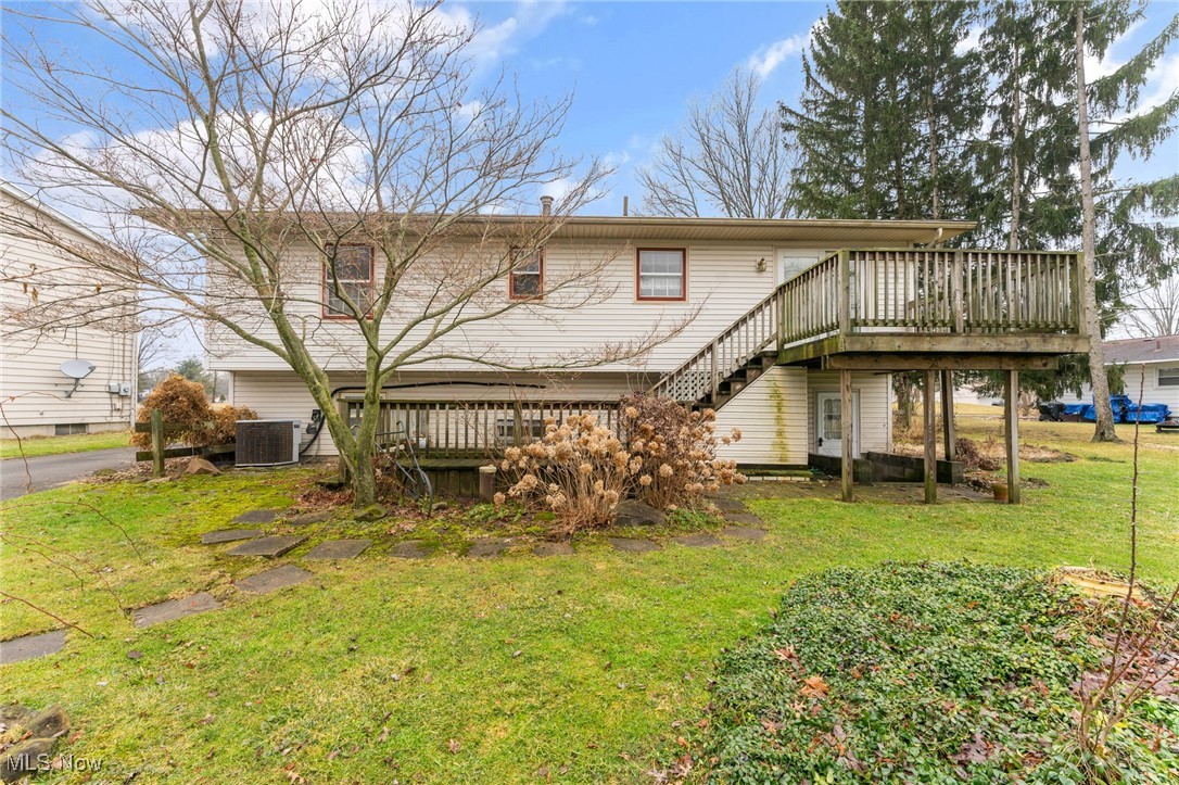 420 Aurora Drive, Youngstown, Ohio image 2