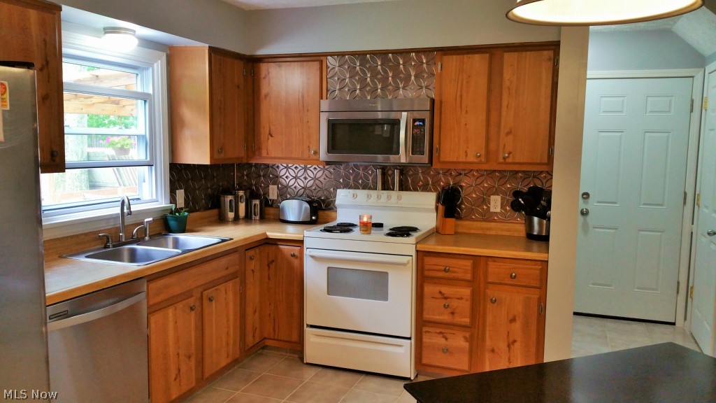 Country Green Estates - Residential