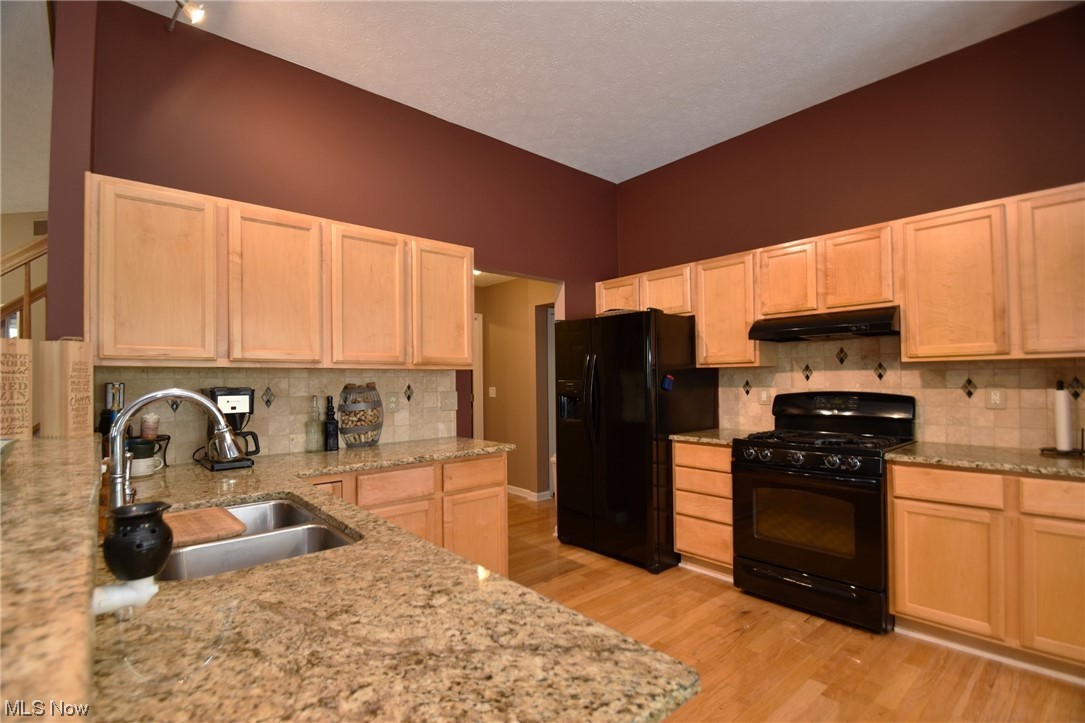 Villa Lago Ph 1 - Residential