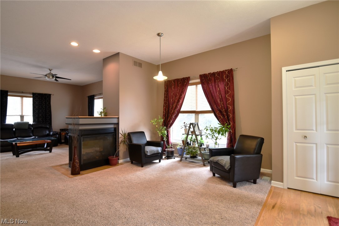 Villa Lago Ph 1 - Residential