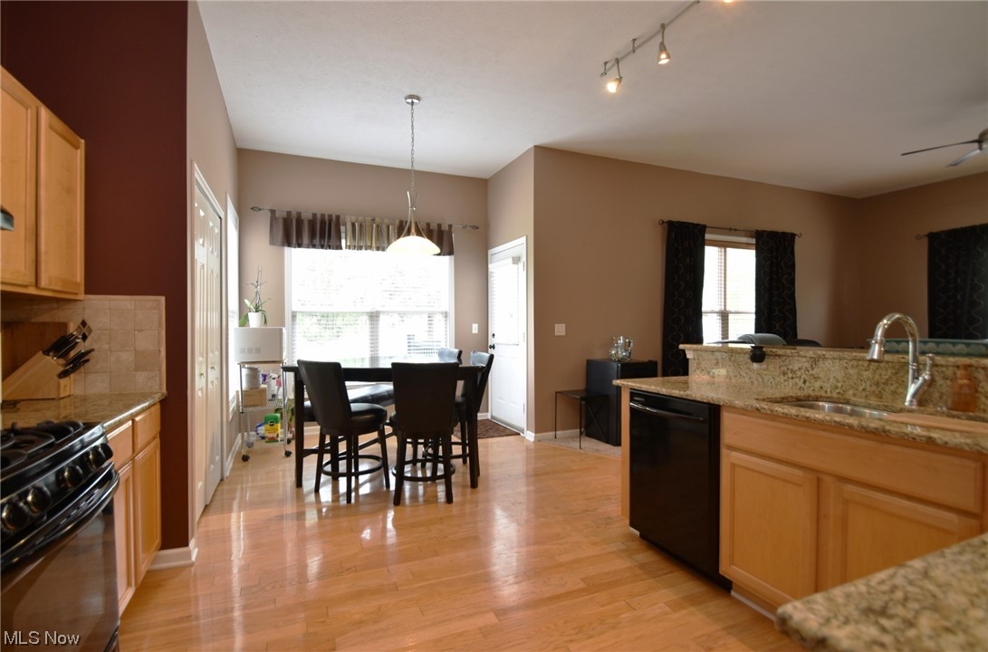 Villa Lago Ph 1 - Residential