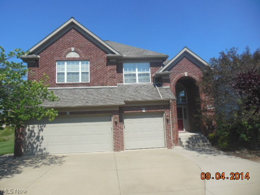Multiple Offers Deadline: Sept. 29 -9:00AM EST. Golf course living on the Red Tail! Open and airy floor plan with vaulted ceilings and loft over looking the main level. Lots of light in this home and the extra appeal is the finished basement! Neutral color scheme with stone accents, full bathroom, laundry room/bonus room and plenty of space for oversized furniture makes this a choice opportunity for the Buyer looking for luxury style living with access to all club & local amenities, attractions.  Plenty of kitchen cabinet and counter top space, inviting great room. Financing buyers must have a letter of qualification from Seller's lender to verify they have ability to purchase the home. (See Broker Remarks for info).  Property is being sold in as-is condition. Buyers are responsible for making inquiry regarding all property information, parcel data, taxes, dues, club fees/registration and requirements, bilaws and residency.  All square footage, parcel data, tax and property information
