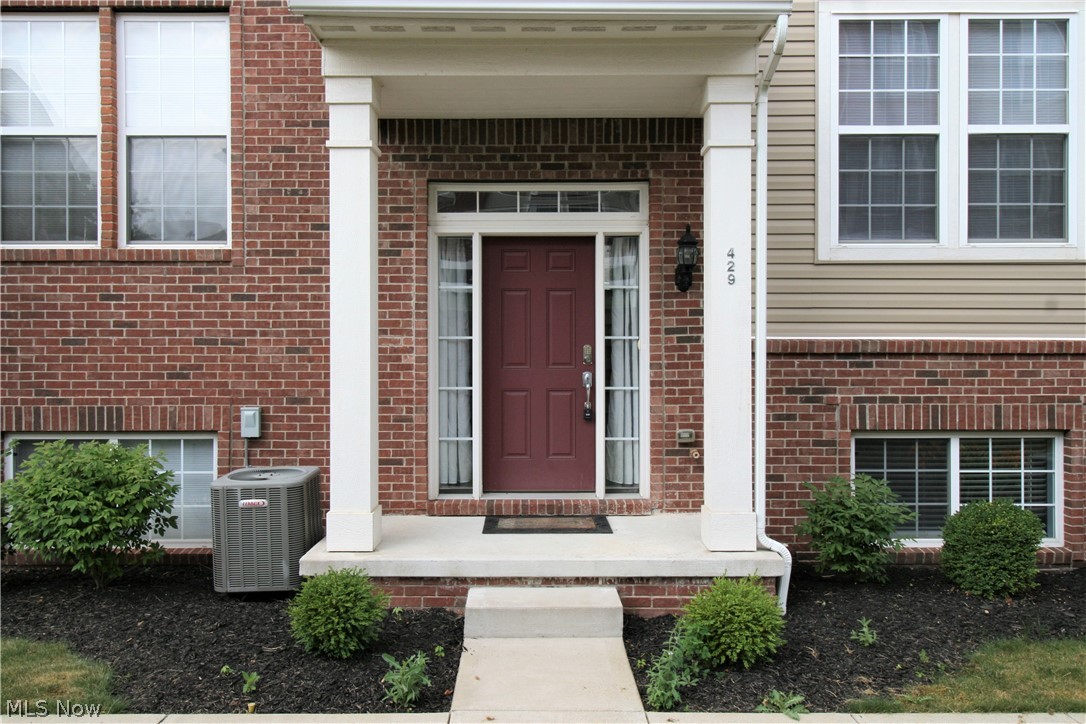 Welcome to your new home at 429 Stonehurst! Super convenient location - minutes from I77 and 18, shopping, restaurants, etc. This home boasts a beautiful & open kitchen with tons of storage, granite counter tops and a chef's sink - perfect for those who enjoy cooking! Stainless steel appliances. Cozy patio off dining area. Large living room area with newer carpet. The master suite has plenty of room for clothes in the walk in closet, and a double sink vanity in the master bath. Big master bedroom is down the hall from the remaining 2 bedrooms and full bath. Finished lower level is perfect for work out area, hang out space or an office. You will love this home - call before it is too late!