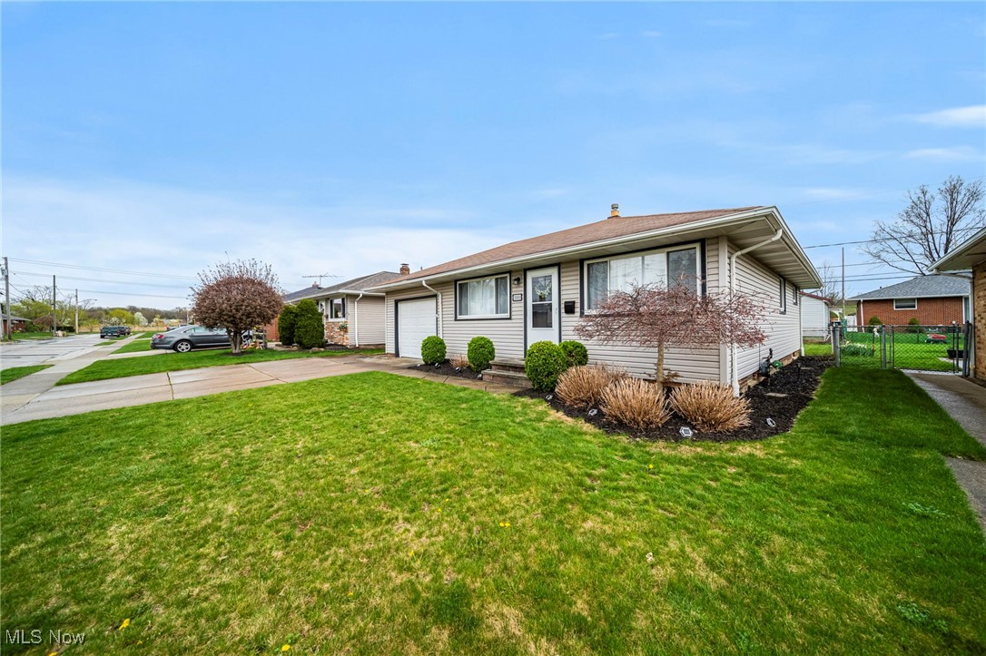 30880 Harrison Road, Wickliffe, Ohio image 2