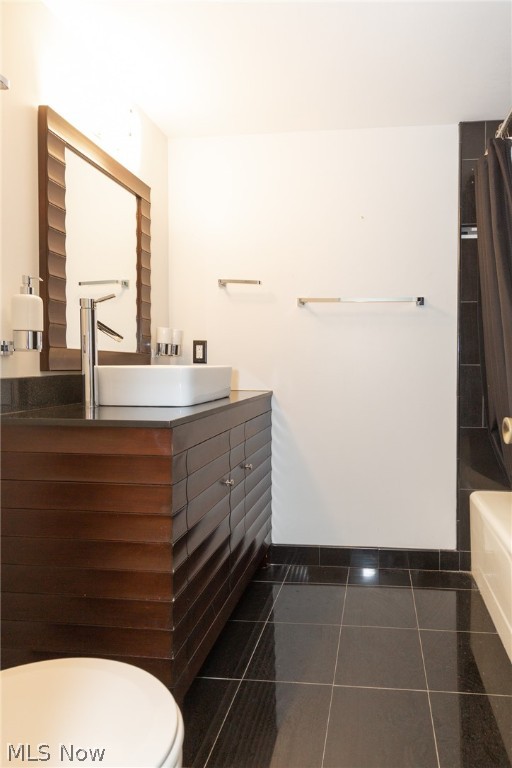 Meridian Condo - Residential