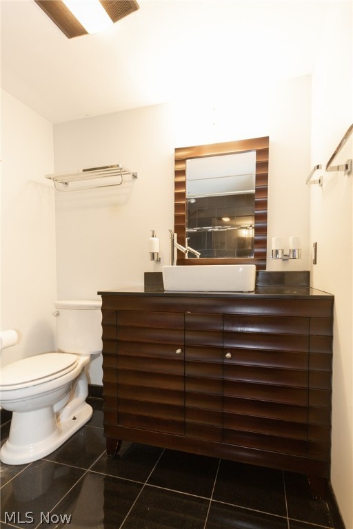 Meridian Condo - Residential