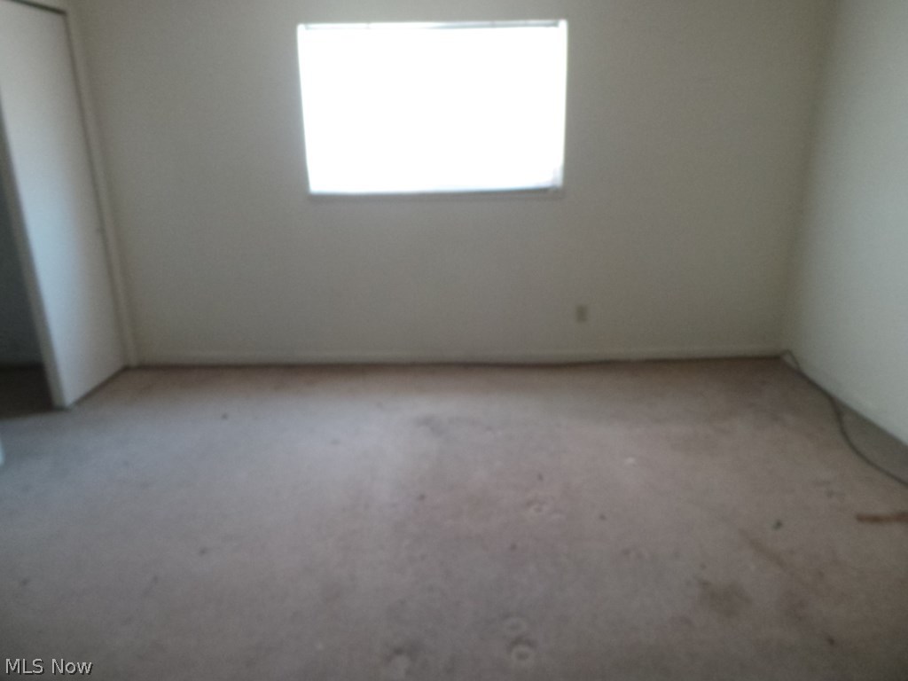 Banbury Village Condo - Residential