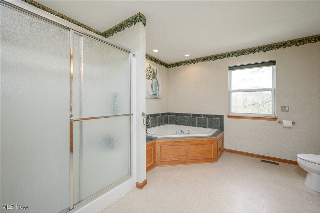 3551 Chanticleer Court, Uniontown, Ohio image 16