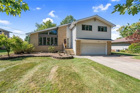 920 Rose Boulevard Cleveland OH 44143