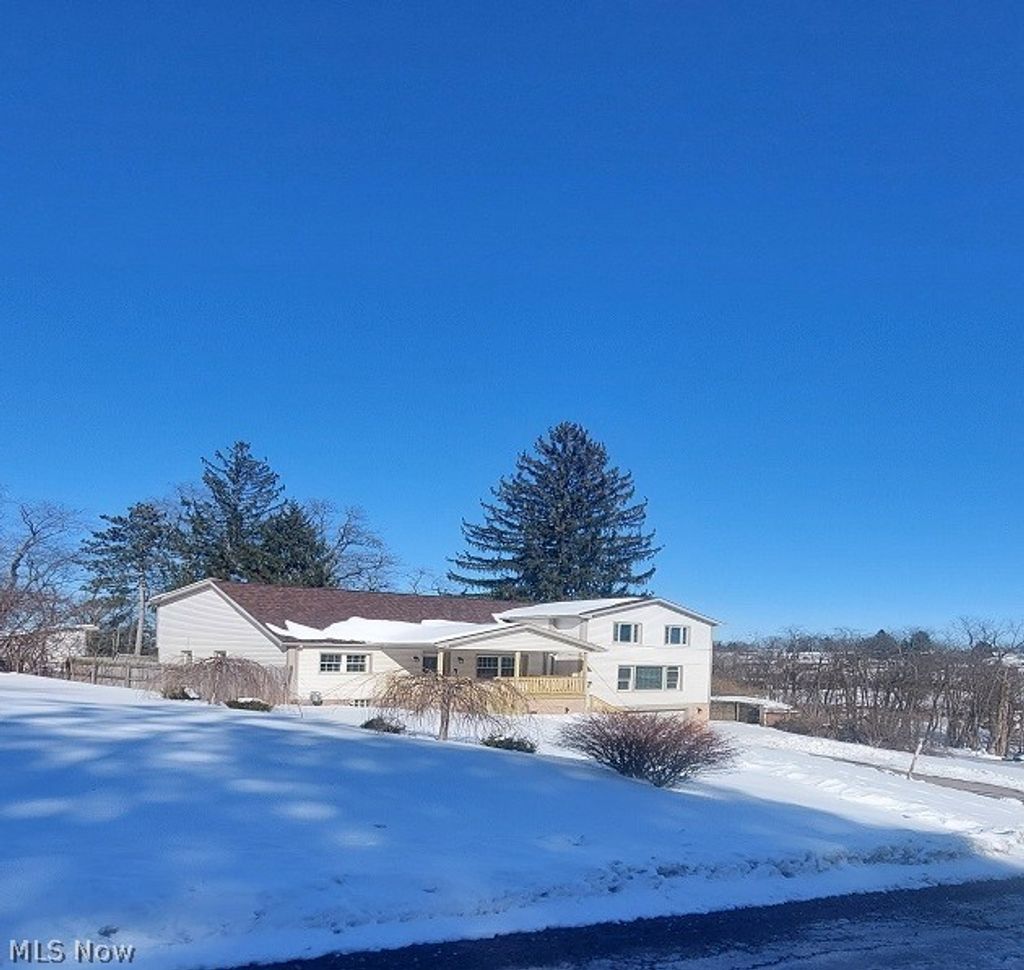 Photo of 144 Aberdeen Road, Steubenville, OH 43953 (MLS # 5186005)