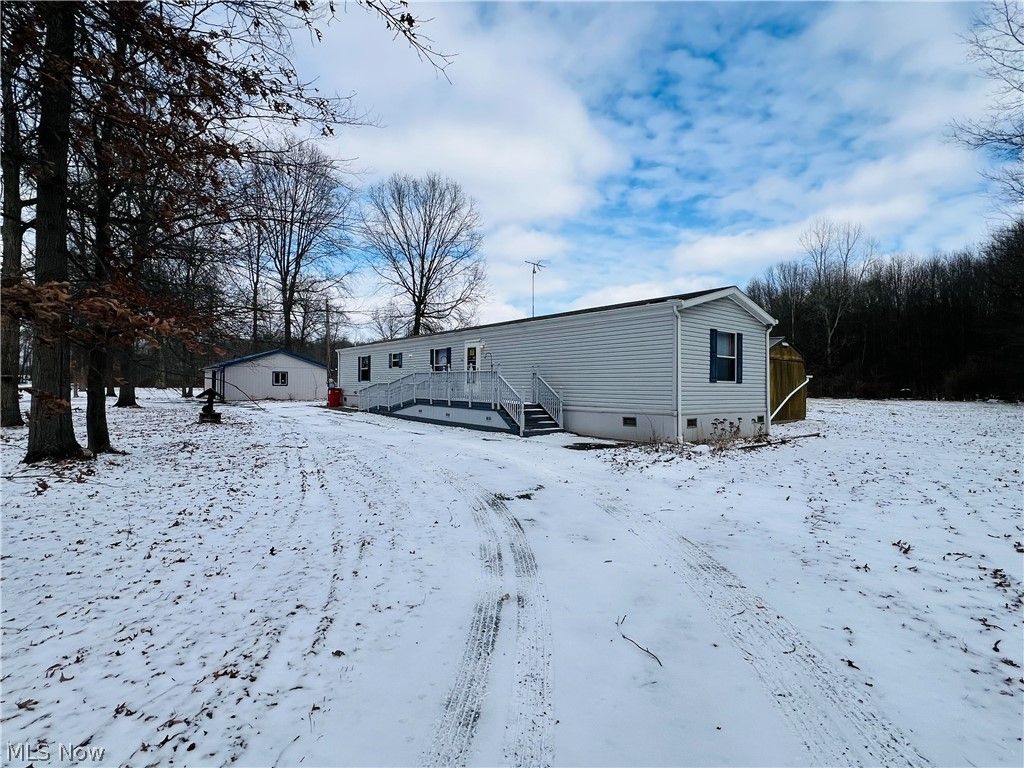 Photo of 10175 Oyster Road, Alliance, OH 44601 (MLS # 5189497)