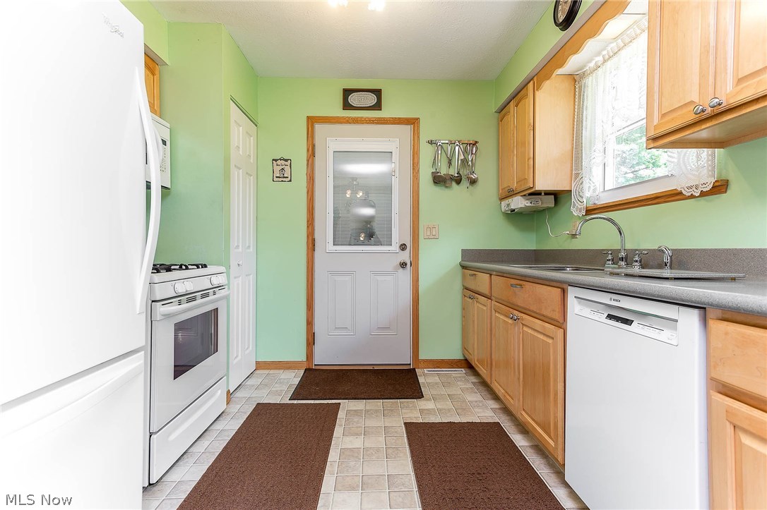 Vista Del Rio - Residential