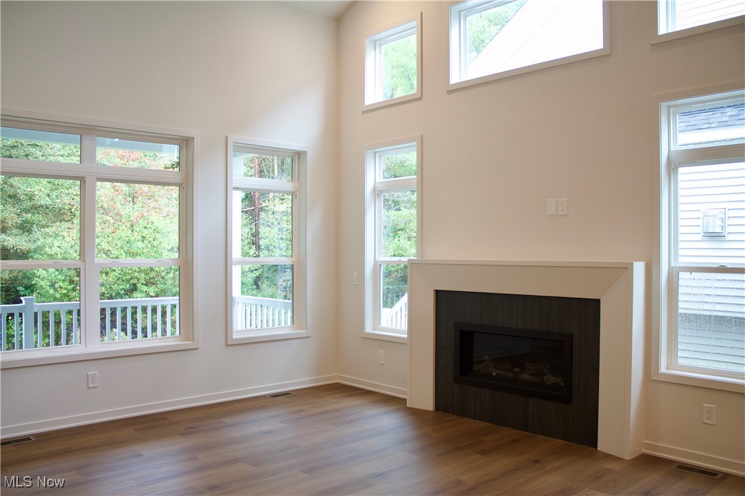 Villas at City Center - Residential