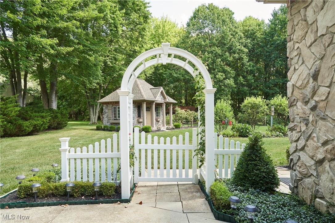 Copley, Ohio 44321, United States, 3 Bedrooms Bedrooms, ,3 BathroomsBathrooms,Residential,Active,194405